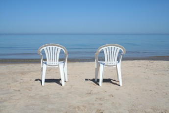 chairsbymichiganlake