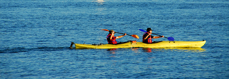 Kayaking-on-a-michigan-lake